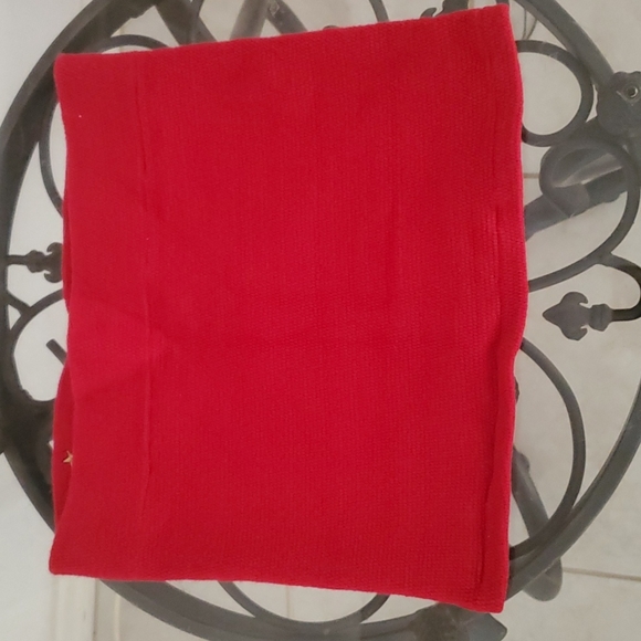 Top - Picture 3 of 4